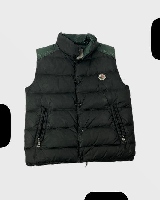 Moncler jacket (S)