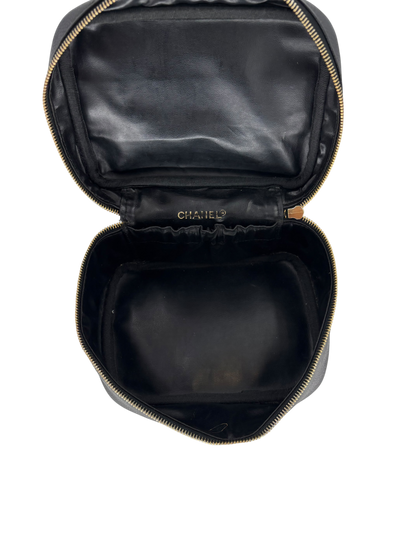 Chanel Vanity en cuir noir