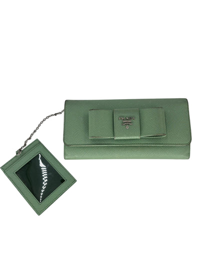 Prada Porte-monnaie en cuir vert