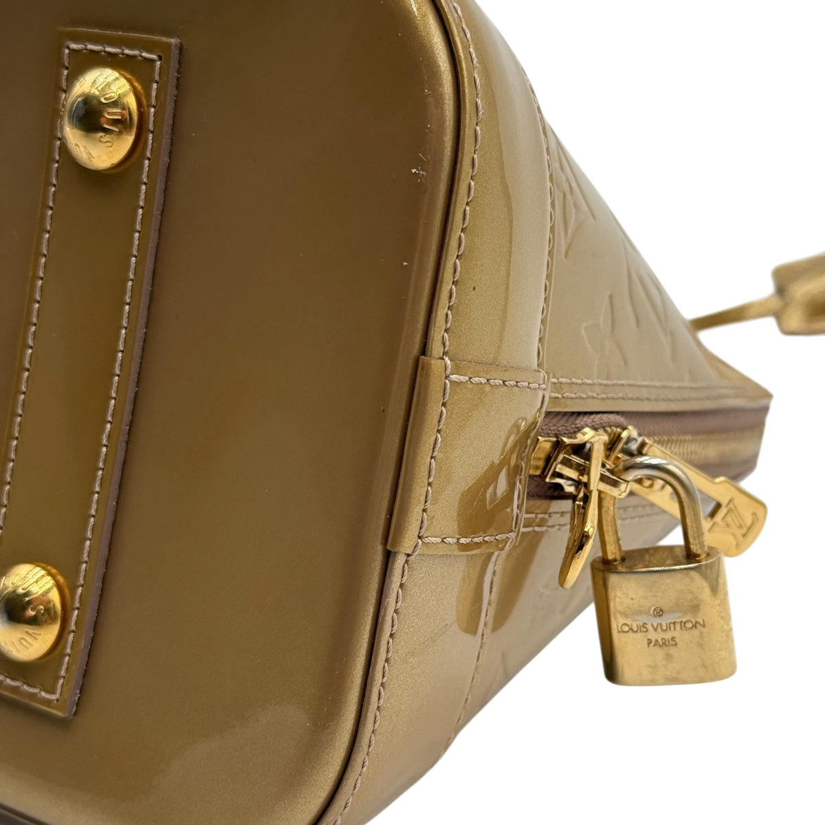 Louis Vuitton Alma PM vernis sac à main