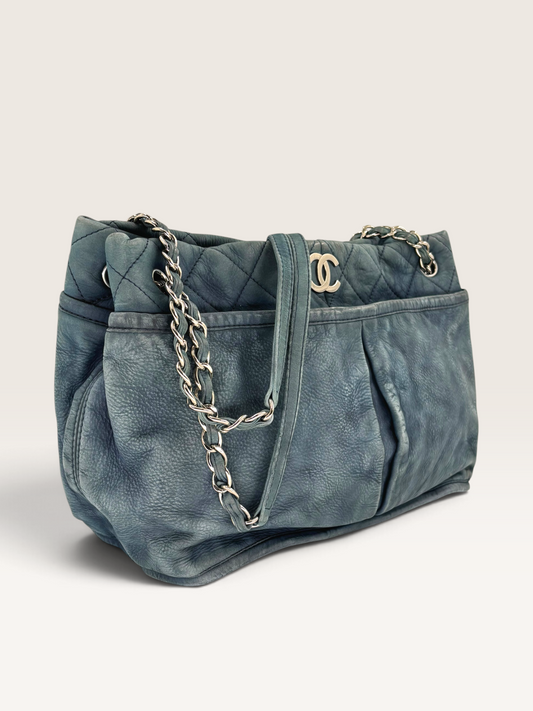 Chanel CC blue denim cabas sac en cuir