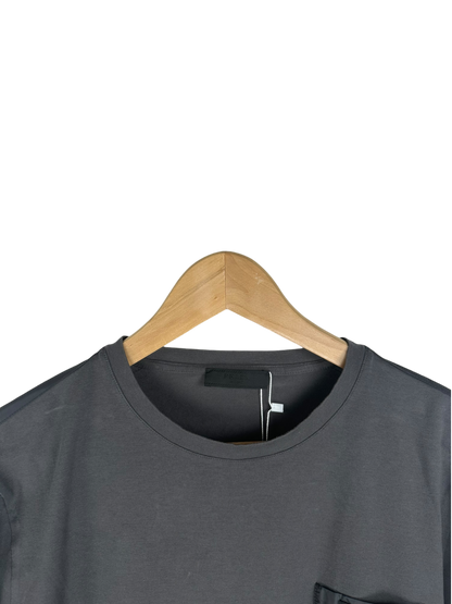 Prada pull fin