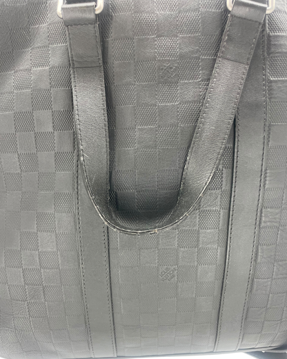 Louis Vuitton Sac bandoulière en cuir noir