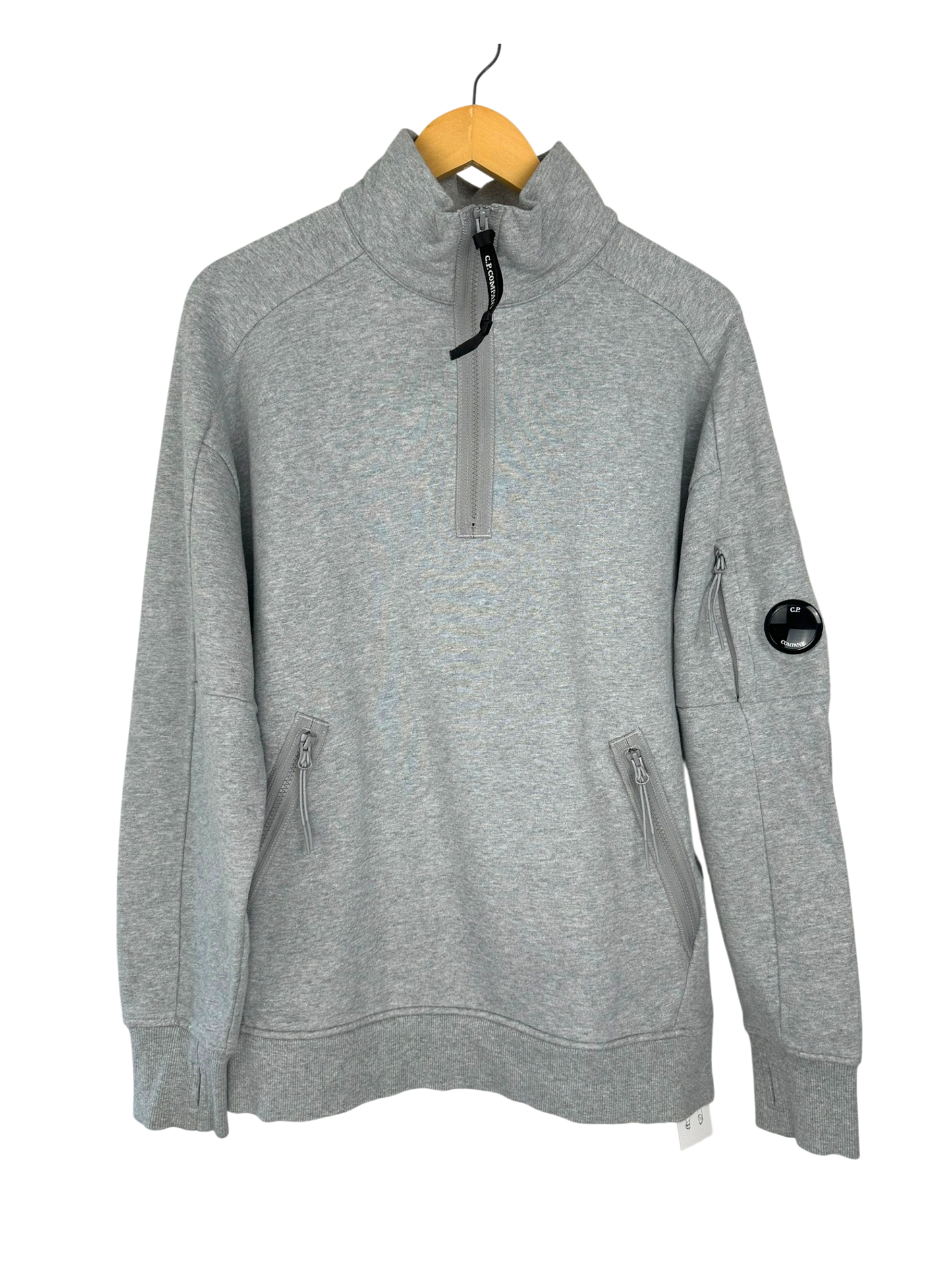 C.P Company Pull