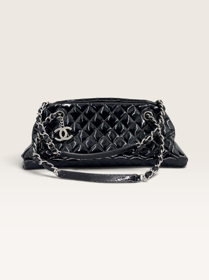 Chanel Mademoiselle sac a main cuir vernis
