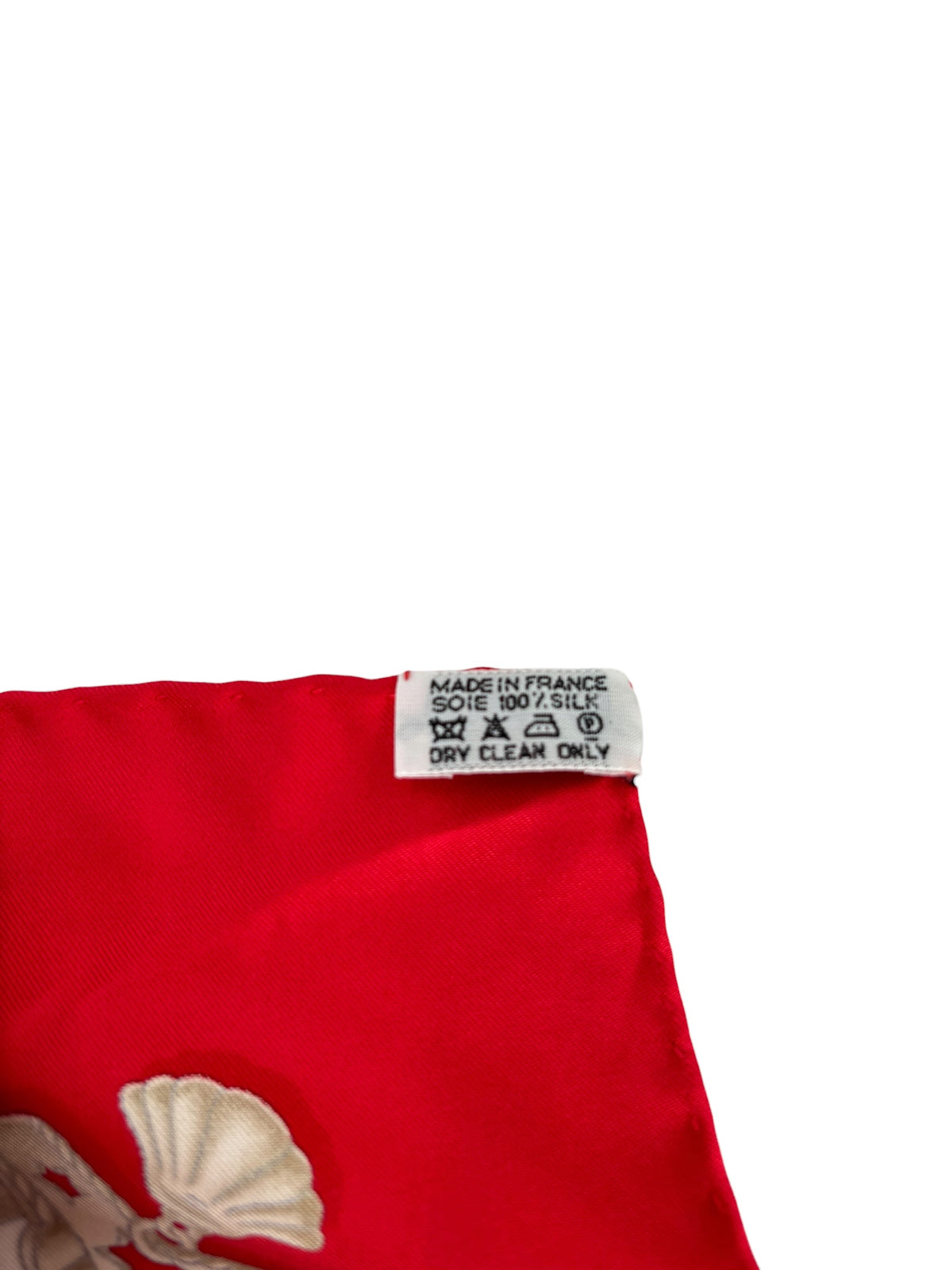 Hermes Carré en soie rouge