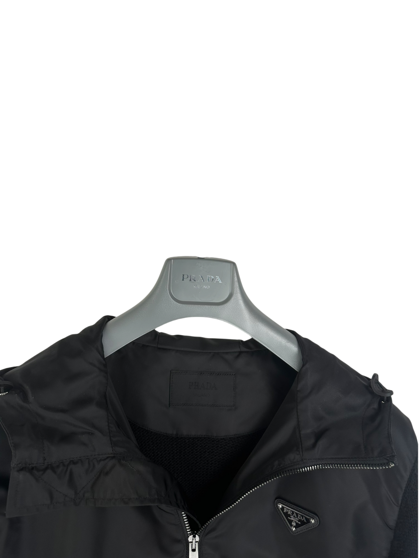 Prada veste bi matière