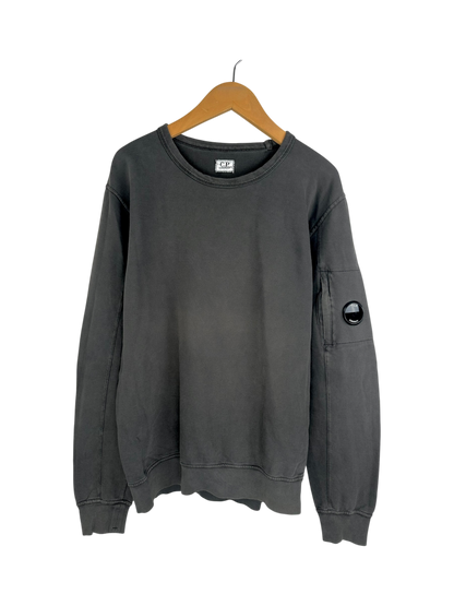 C.P Company pull