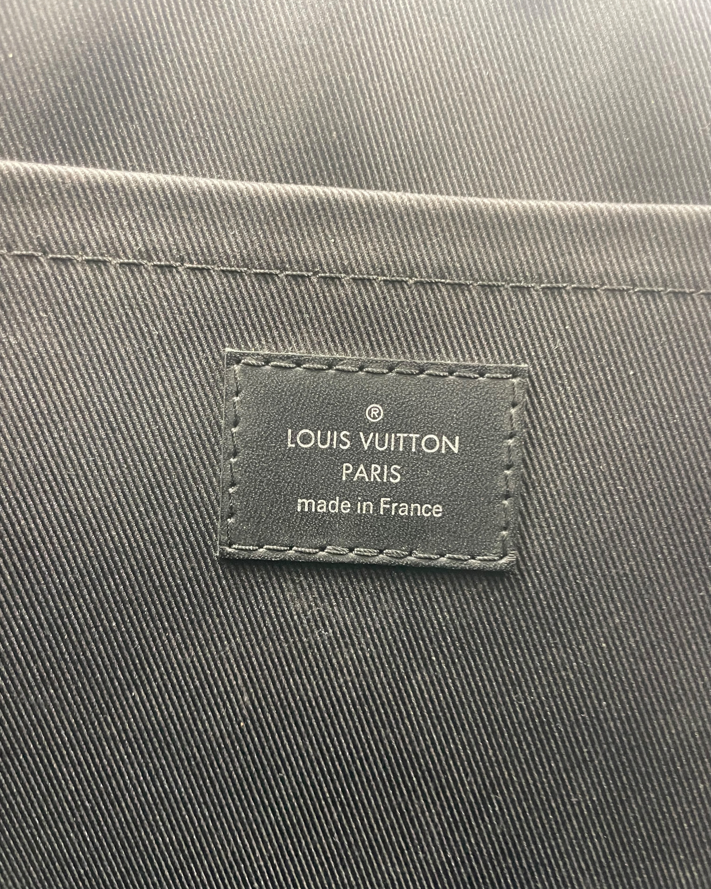 Louis Vuitton Pochette damier noir