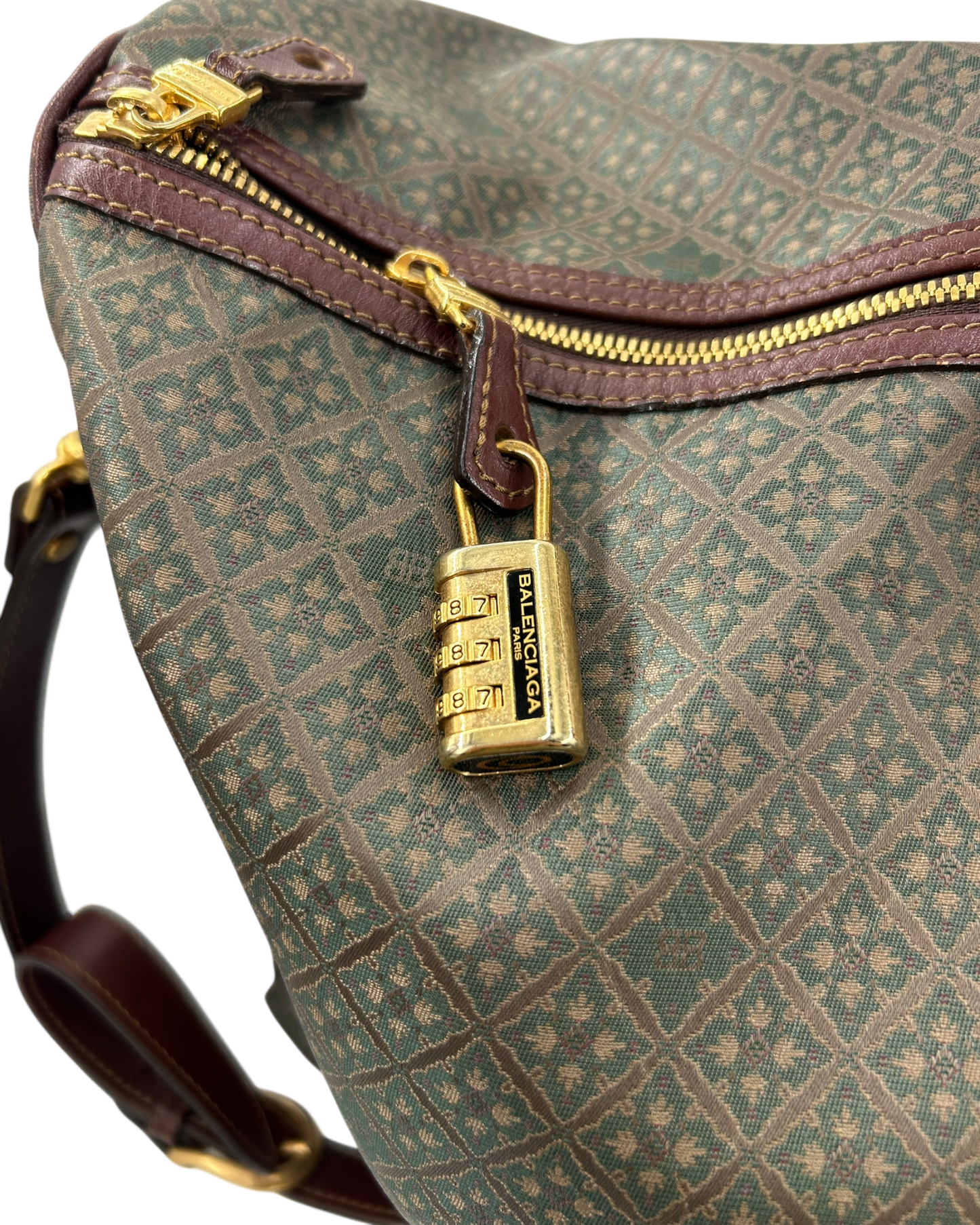 Balanciaga sac de voyage