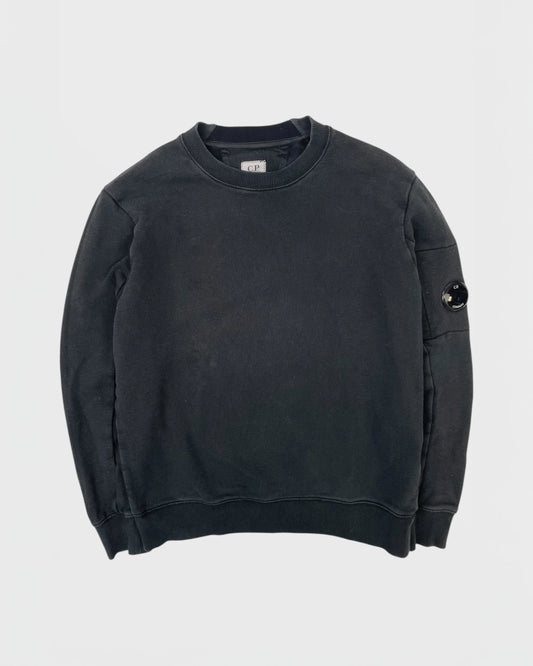 C.P. Company pull