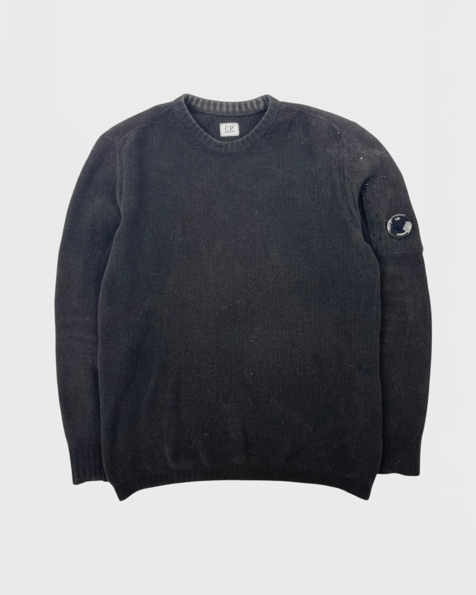 C.P. Company pull