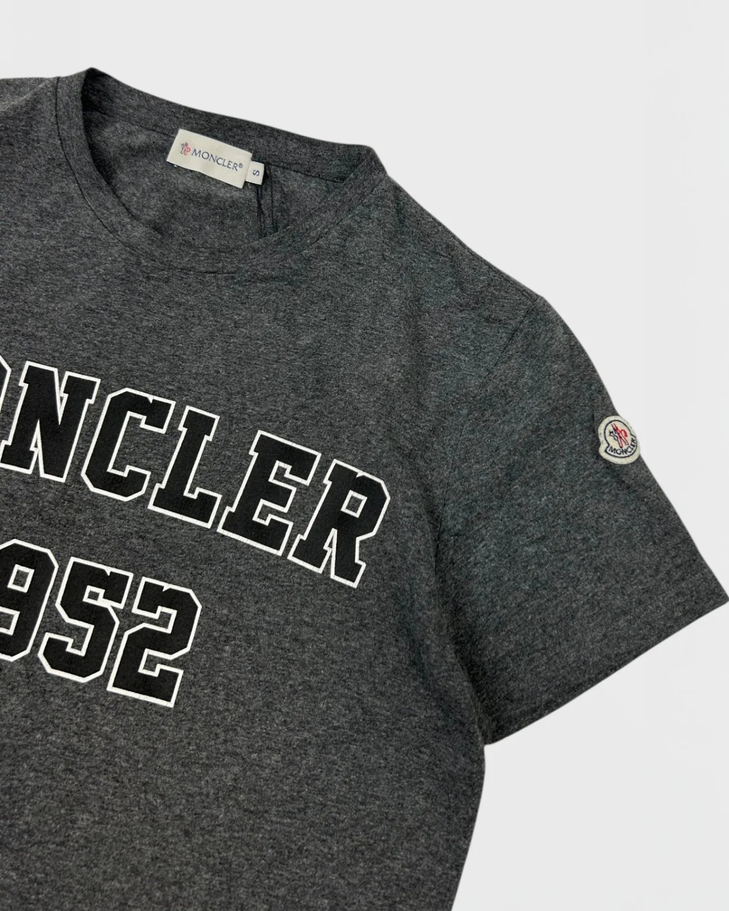 Moncler t-shirt