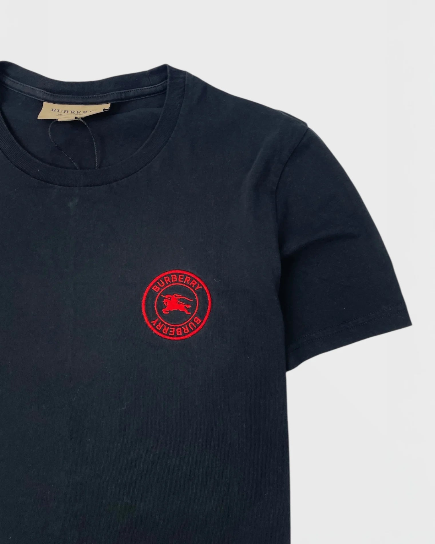 Burberry t-shirt