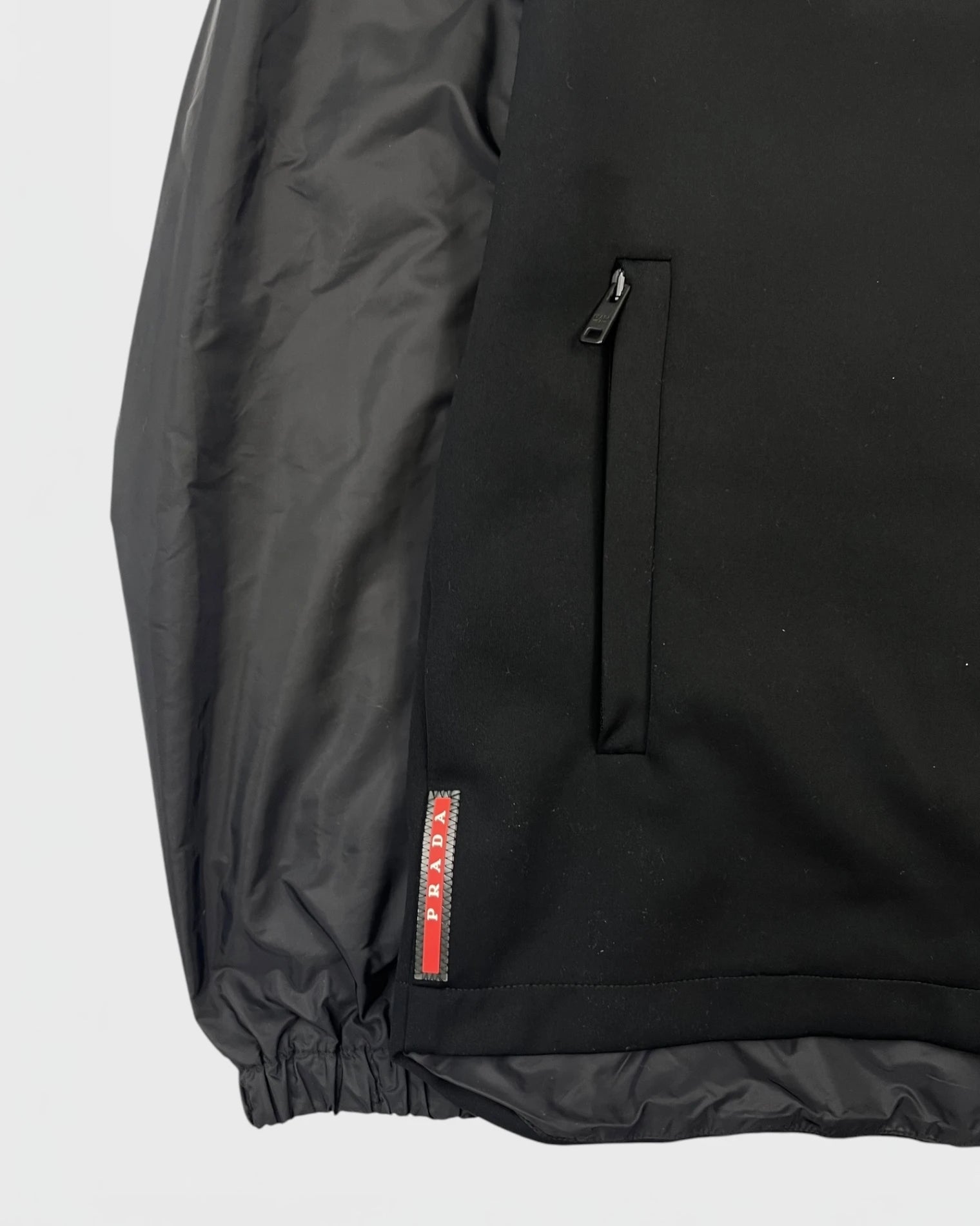 Prada veste
