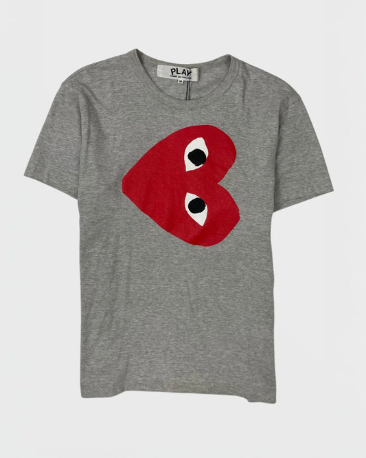 Comme Des Gaçons Play t-shirt